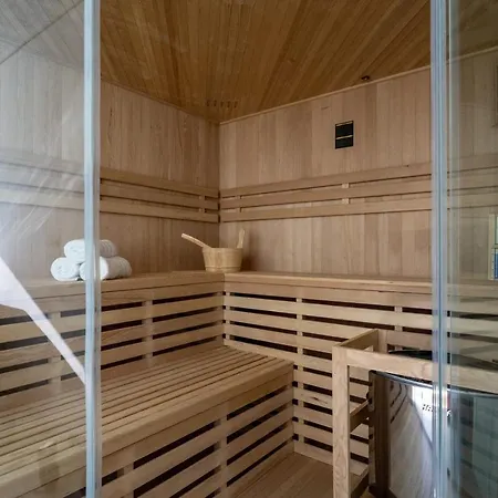 Villa Moreta With Heated Pool, Sauna, Hot-tub *